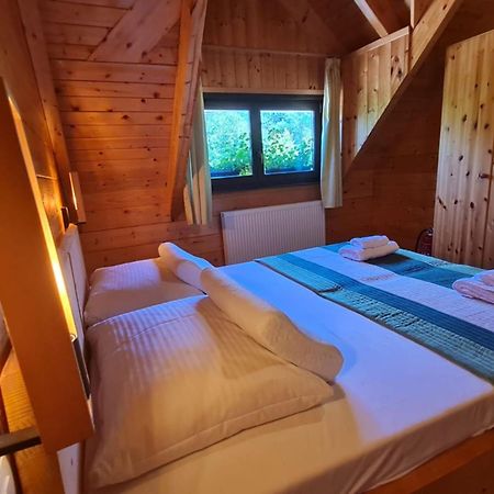 קורניצה Apartments Plitvice Forest מראה חיצוני תמונה